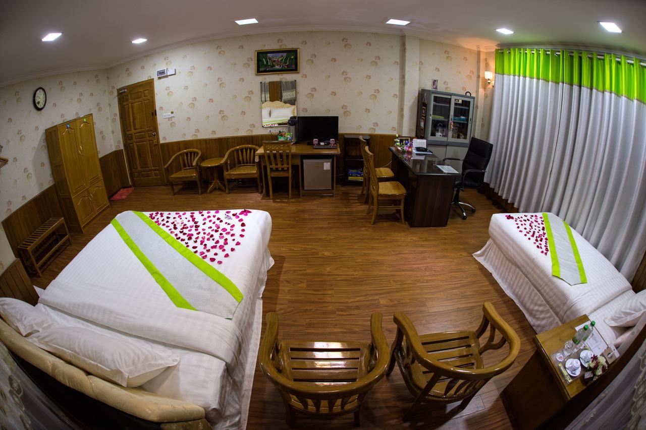 פי או לואה Hotel Rich מראה חיצוני תמונה