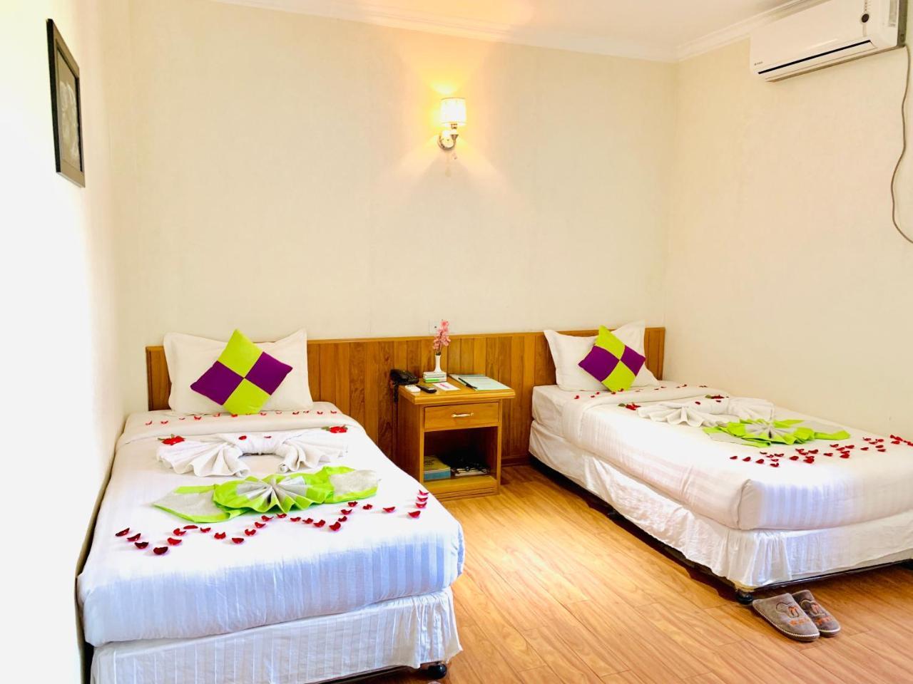פי או לואה Hotel Rich מראה חיצוני תמונה